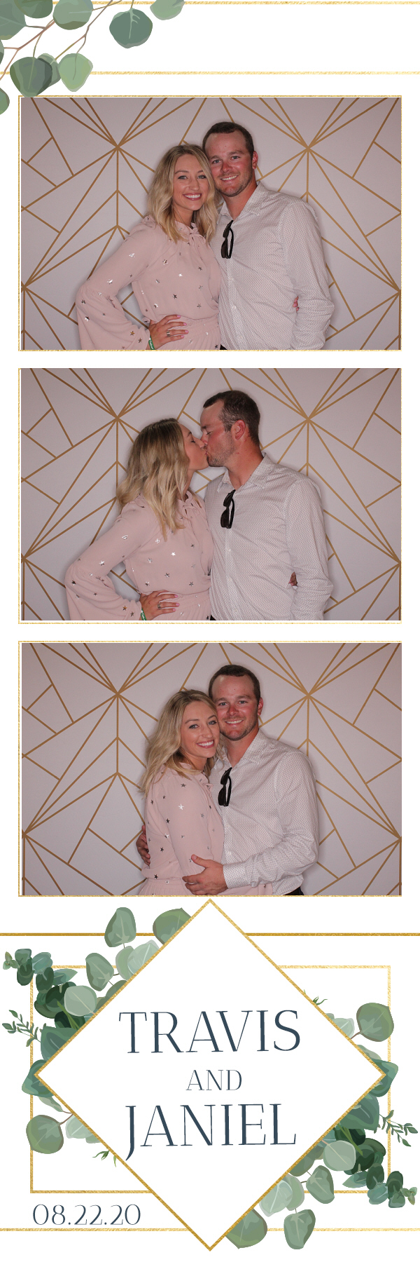 Jacquie & Dennis’ Wedding | View more photos from the event at gallery.photoboothbillings.com/u/PhotoBoothBillings/Jacquie-Dennis’-Wedding-0
